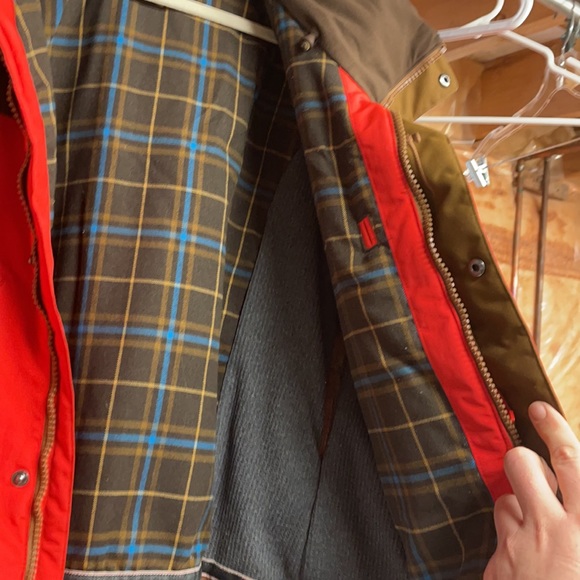 Burton snowboard jacket. - Picture 6 of 6